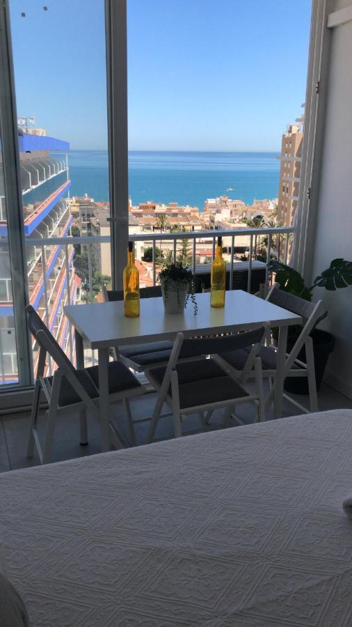 Apartamento Con Vistas Al Mar A Metros De La Playa Carihuela Soleil Leilighet Torremolinos Eksteriør bilde
