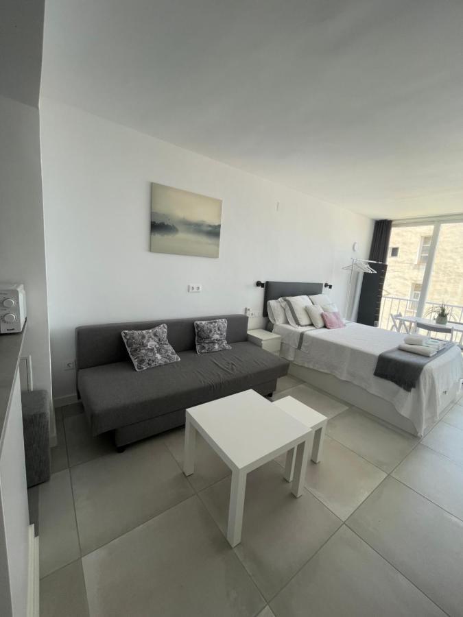 Apartamento Con Vistas Al Mar A Metros De La Playa Carihuela Soleil Leilighet Torremolinos Eksteriør bilde