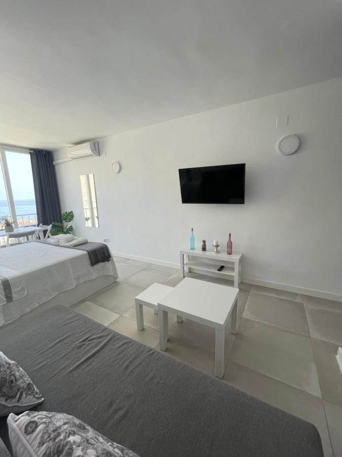 Apartamento Con Vistas Al Mar A Metros De La Playa Carihuela Soleil Leilighet Torremolinos Eksteriør bilde